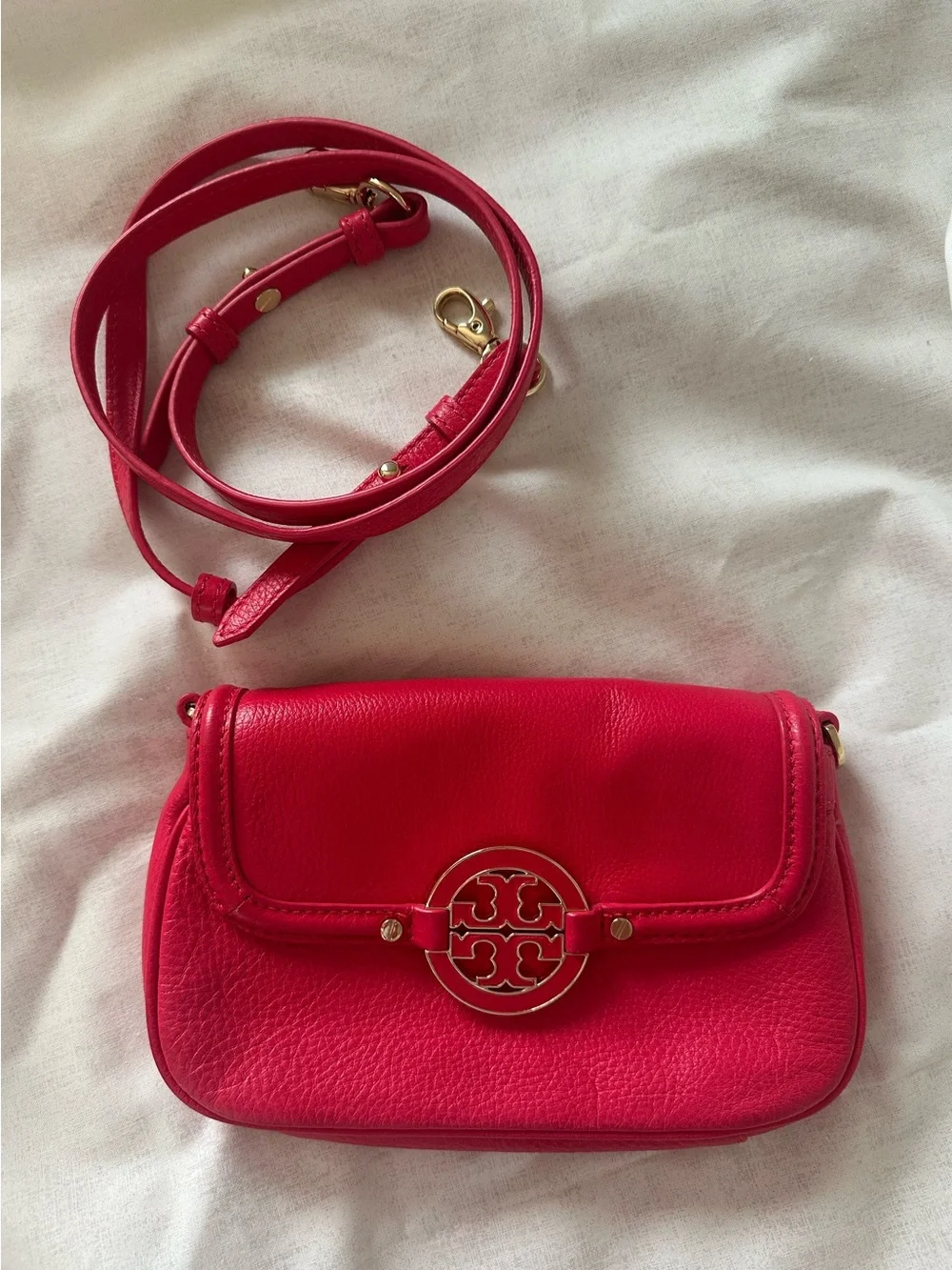 Tory Burch Amanda Mini Leather Crossbody Bag Coral